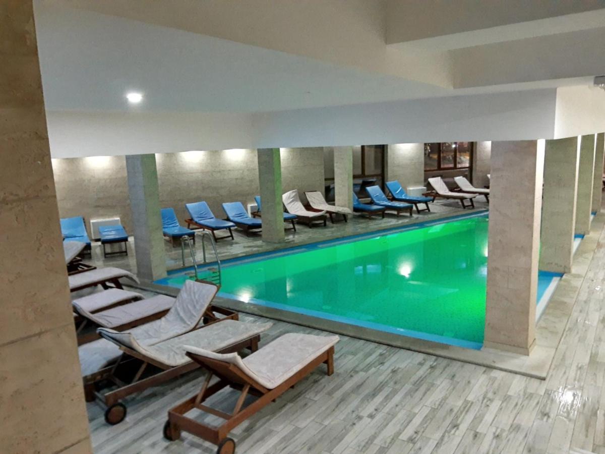 L&N Apartmani Kopaonik-Milmari Resort ภายนอก รูปภาพ